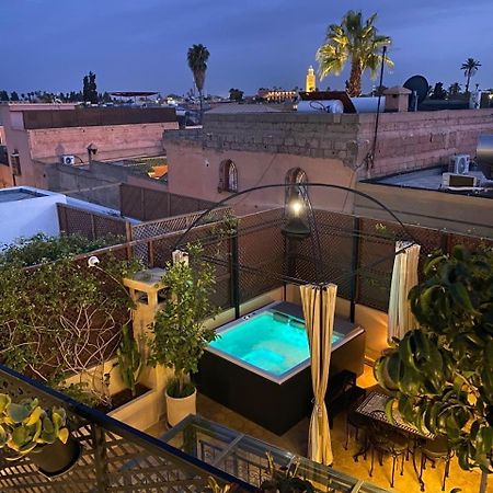 Riad Art De Vivre Avec Jacuzzi Marrakesh Exterior photo