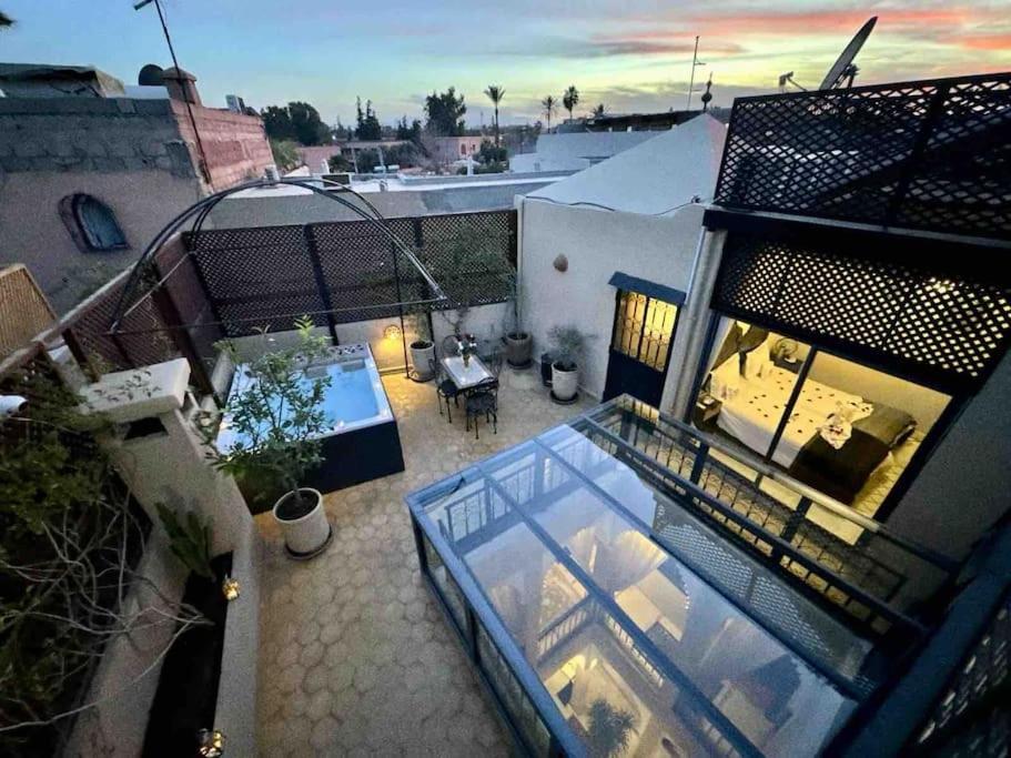 Riad Art De Vivre Avec Jacuzzi Marrakesh Exterior photo